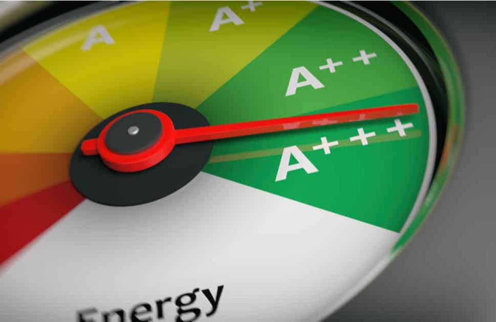 A graphic representing how to have an energy-efficient home